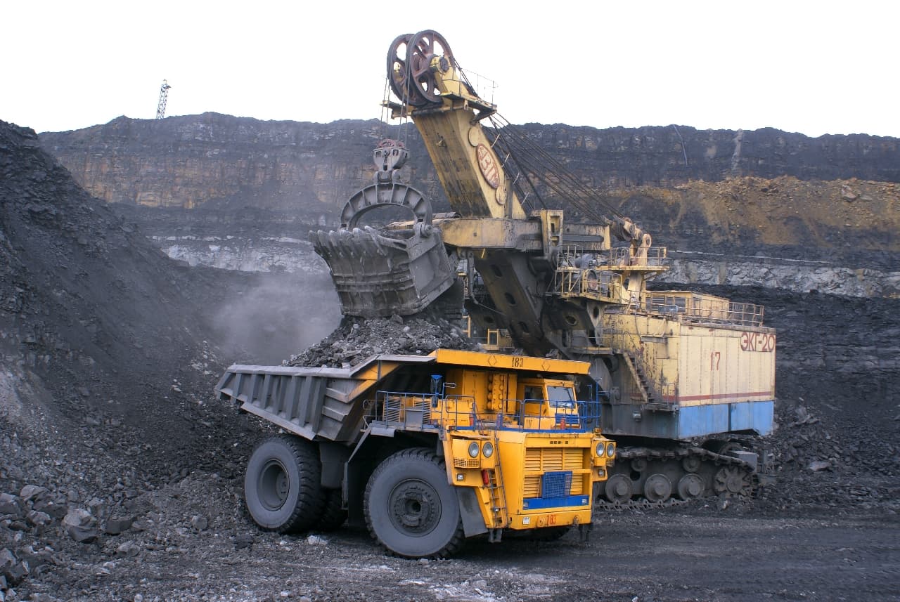 Securing AI-Based Mining Inventions in Australia: A Business Owner's Guide